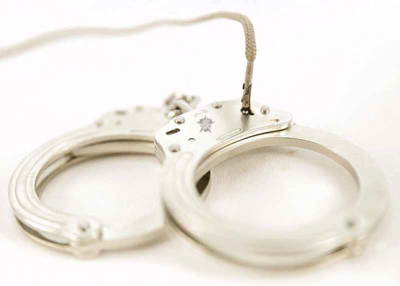 5ive Star Gear Boot Lace Handcuff Key 4 5ive Star Gear Boot Lace Handcuff Key - Image 2