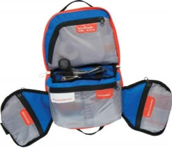 Adventure Medical Kits Mountain Explorer Medical Kit 0100-1005 9 Adventure Medical Kits Mountain Explorer Medical Kit 0100-1005 -Outdoor Life Store adventure medical kits mountain explorer medical kit 0100 1005 0100 1005 27994.1648063525
