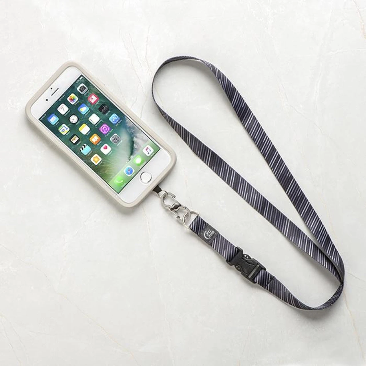 Nite Ize Hitch Phone Anchor + Lanyard 5 Nite Ize Hitch Phone Anchor + Lanyard - Image 3
