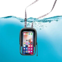 Nite Ize RunOff Waterproof Phone Case 13 Nite Ize RunOff Waterproof Phone Case -Outdoor Life Store nite ize runoff waterproof phone case ropc 09 r3 15216.1619216835