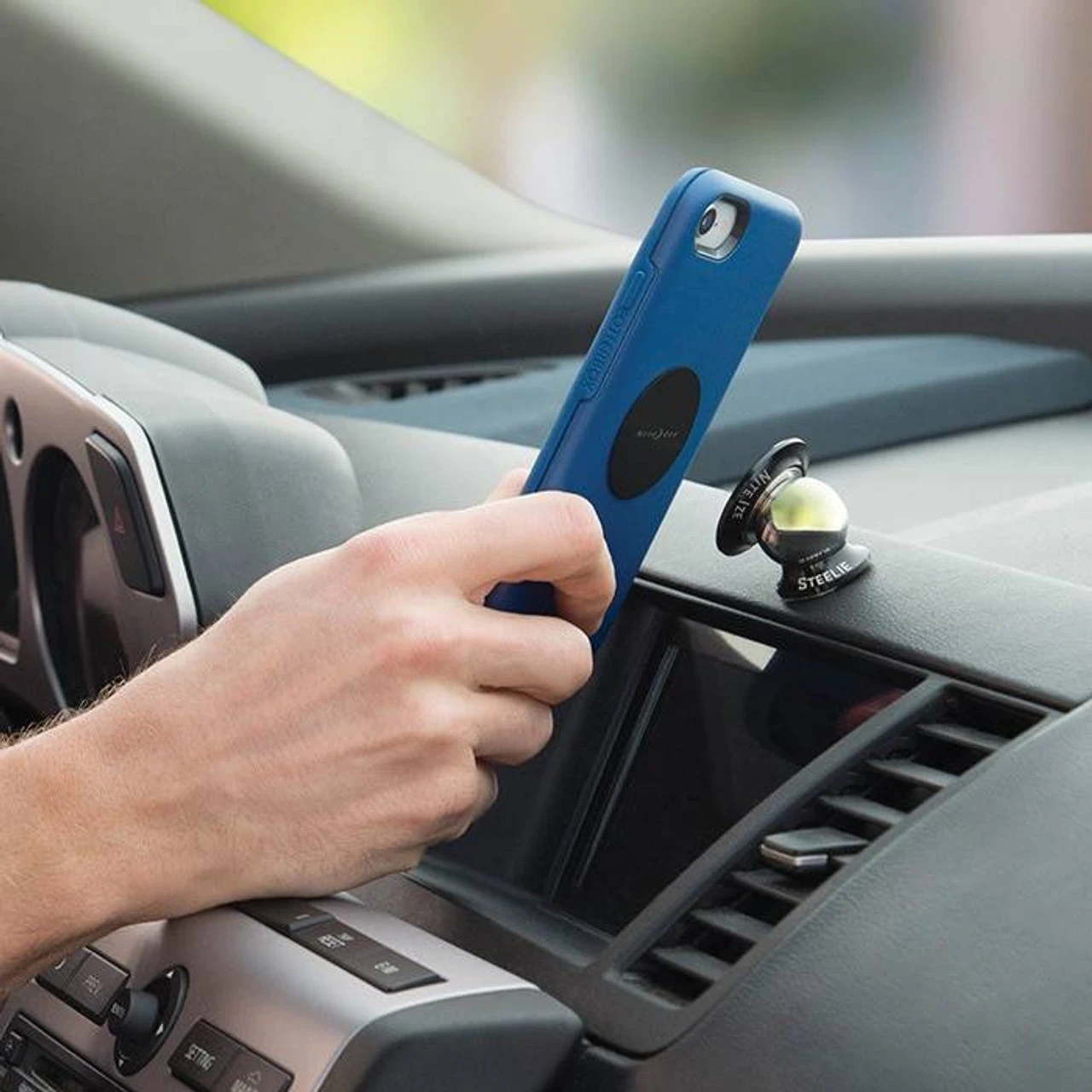 Nite Ize Steelie Orbiter Dash Kit 3 Nite Ize Steelie Orbiter Dash Kit