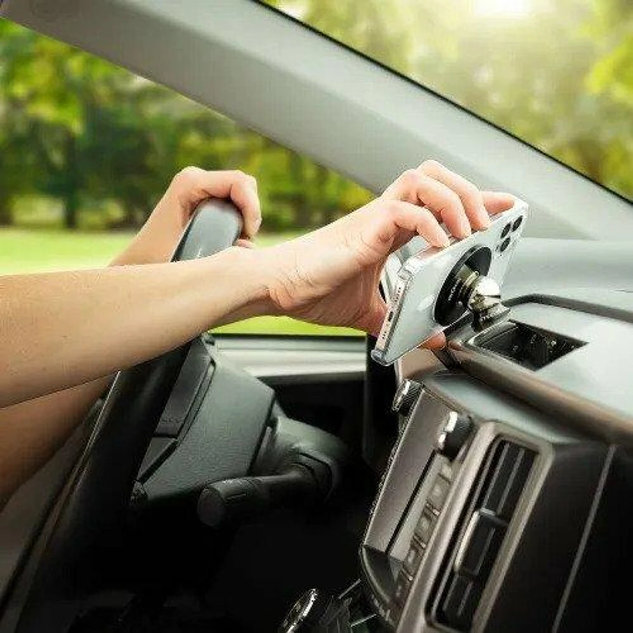 Nite Ize Steelie Orbiter Plus Dash Kit 8 Nite Ize Steelie Orbiter Plus Dash Kit - Image 6