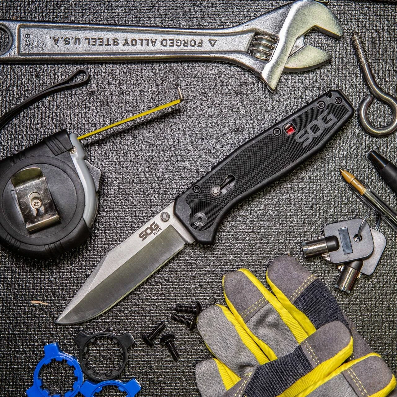 SOG Flare Folding Knife 10 SOG Flare Folding Knife - Image 8